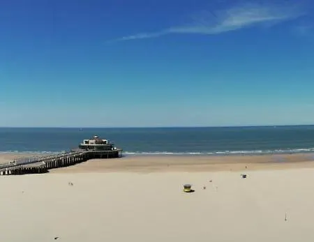 Апартаменты Place 2 Sea - Frontaal Zeezicht - - Zeedijk - Nabij Brugge Бланкенберге